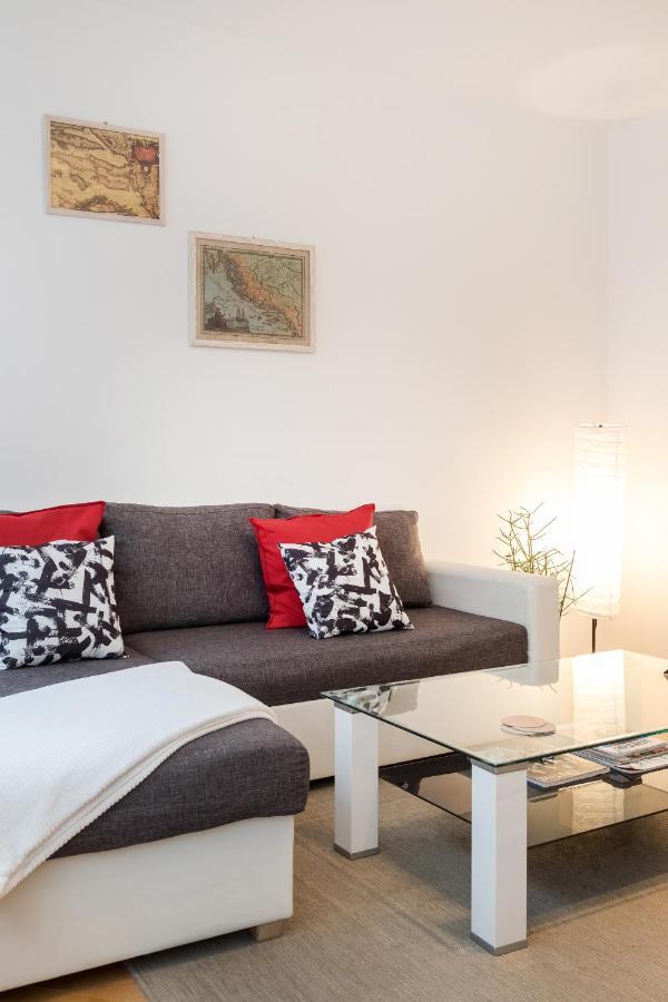 Modern Apartment Few Steps From Main Square! Zagreb Extérieur photo